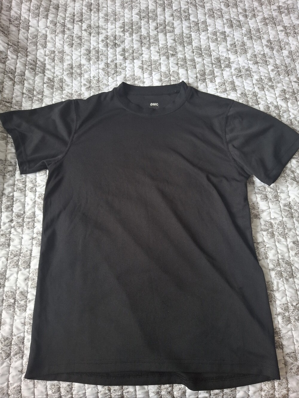 Women's Black Crew Neck Short Sleeve Shirt